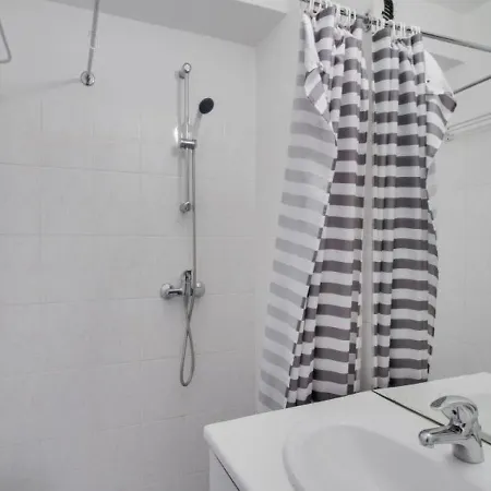Apartmán Luz-saint-sauveur, 2 Pieces, 6 Personnes - Fr-1-402-10